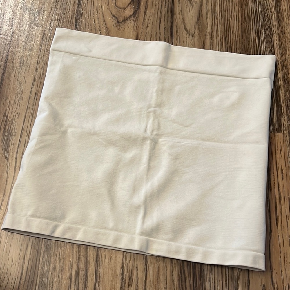 A Pea in a Pod belly band / tummy sleeve